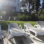 Chateau En Bord D'ourthe Apartamento *