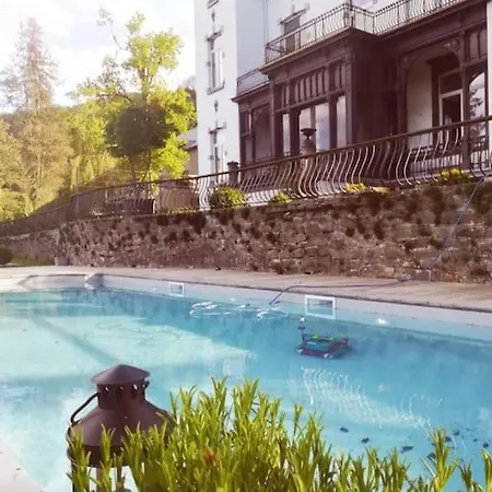 Chateau En Bord D'ourthe *