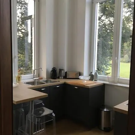 Chateau En Bord D'ourthe Apartment *