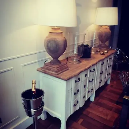 Chateau En Bord D'ourthe *