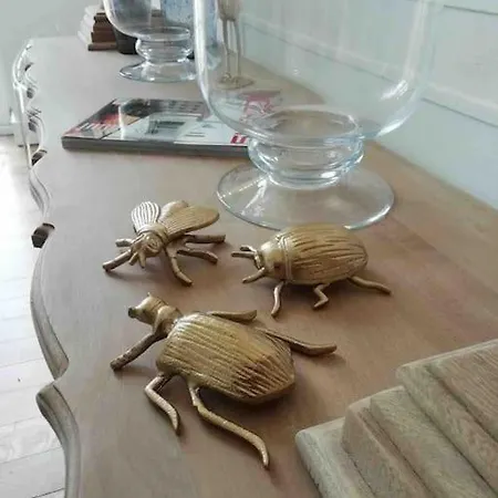 Chateau En Bord D'ourthe